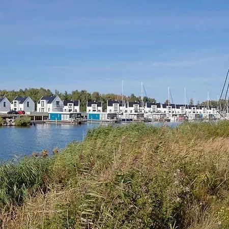 Am Yachthafen In Peenemunde